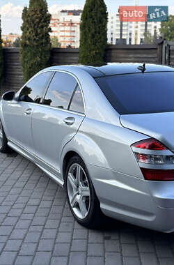 Седан Mercedes-Benz S-Class 2008 в 