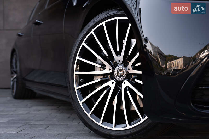 Седан Mercedes-Benz S-Class 2021 в Киеве