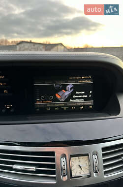 Седан Mercedes-Benz S-Class 2012 в 