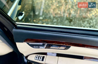Седан Mercedes-Benz S-Class 2006 в 
