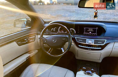 Седан Mercedes-Benz S-Class 2006 в 