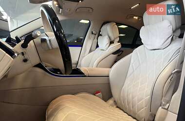 Седан Mercedes-Benz S-Class 2022 в 