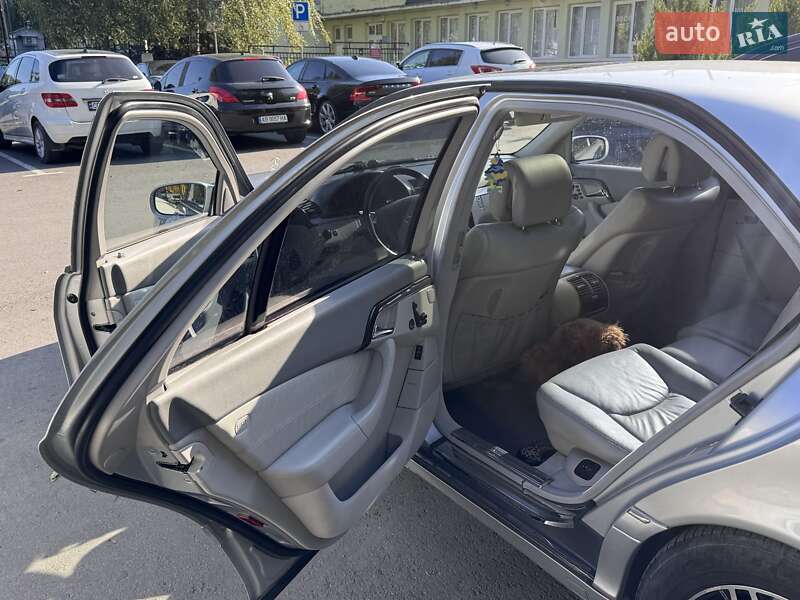 Седан Mercedes-Benz S-Class 2004 в Чернівцях