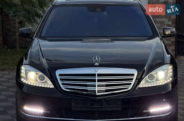 Седан Mercedes-Benz S-Class 2011 в 