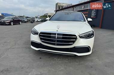Седан Mercedes-Benz S-Class 2022 в 