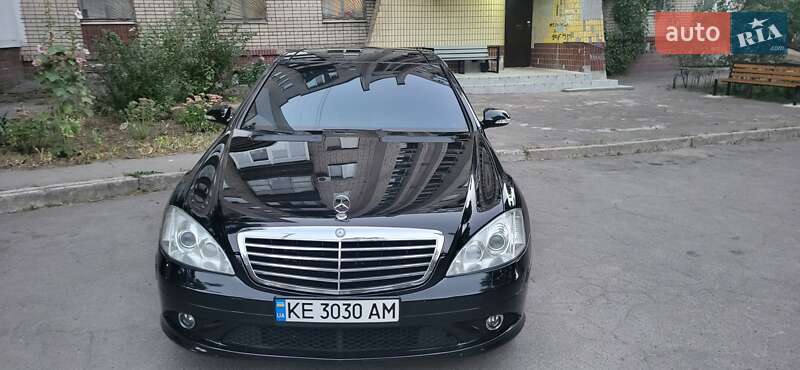 Mercedes-Benz S-Class 2008