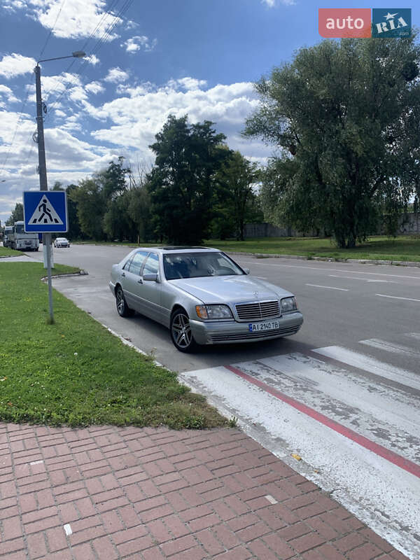 Mercedes-Benz S-Class 1996