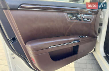 Седан Mercedes-Benz S-Class 2010 в 