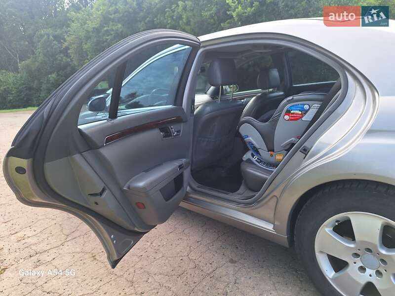 Седан Mercedes-Benz S-Class 2006 в Диканьке