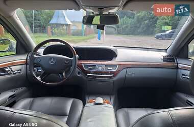 Седан Mercedes-Benz S-Class 2006 в 