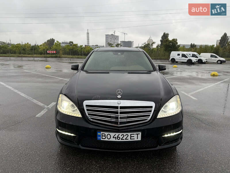 Mercedes-Benz S-Class 2013