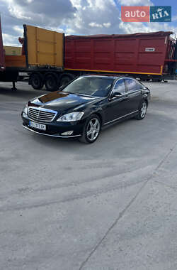 Седан Mercedes-Benz S-Class 2006 в 