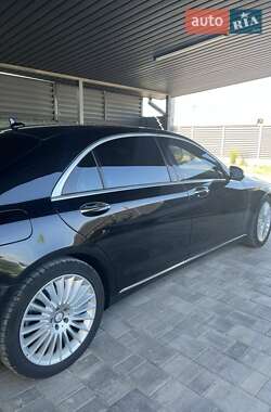 Седан Mercedes-Benz S-Class 2013 в 