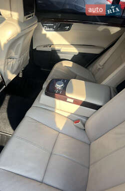 Седан Mercedes-Benz S-Class 2006 в 