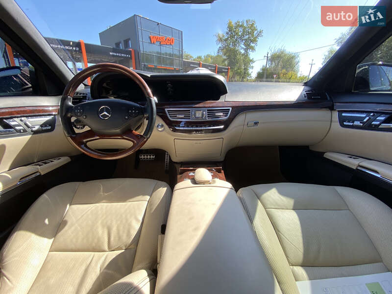 Седан Mercedes-Benz S-Class 2011 в Полтаве