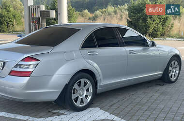 Седан Mercedes-Benz S-Class 2006 в 