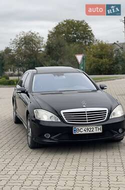 Седан Mercedes-Benz S-Class 2008 в 