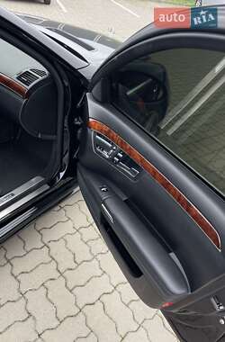 Седан Mercedes-Benz S-Class 2008 в 
