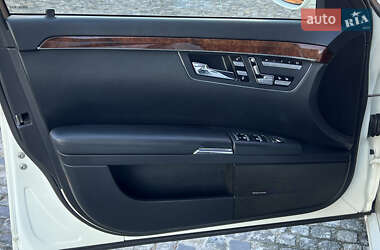 Седан Mercedes-Benz S-Class 2008 в 
