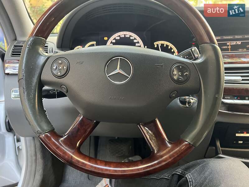 Седан Mercedes-Benz S-Class 2007 в Николаеве