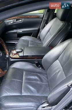 Седан Mercedes-Benz S-Class 2006 в 