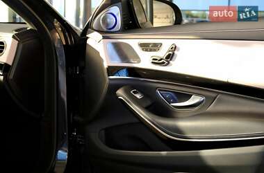 Седан Mercedes-Benz S-Class 2019 в 