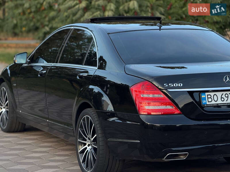 Седан Mercedes-Benz S-Class 2011 в Чернигове