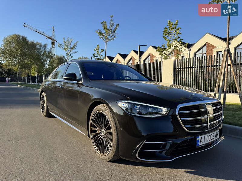 Mercedes-Benz S-Class 2023