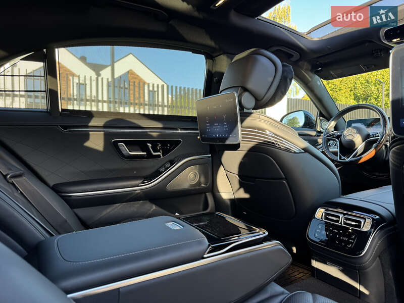 Седан Mercedes-Benz S-Class 2023 в Белой Церкви