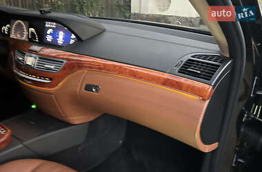 Седан Mercedes-Benz S-Class 2007 в 