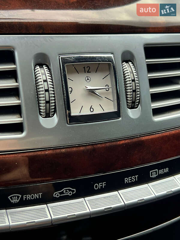 Седан Mercedes-Benz S-Class 2007 в Городке