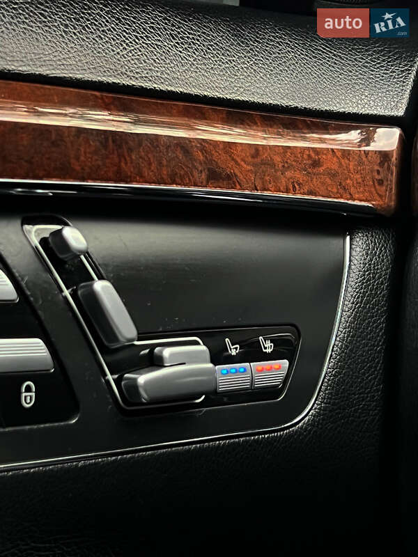 Седан Mercedes-Benz S-Class 2007 в Городке