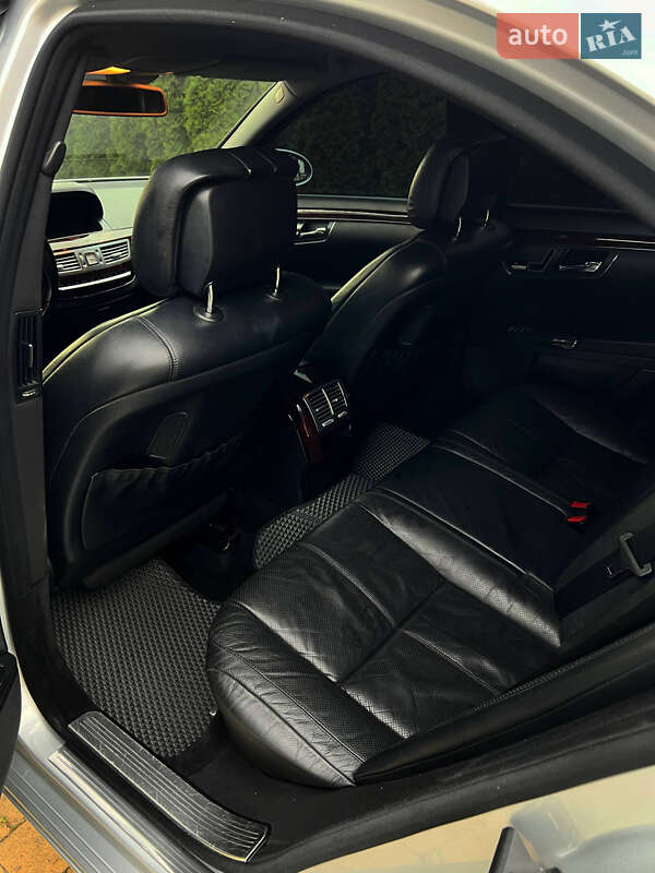 Седан Mercedes-Benz S-Class 2007 в Городке
