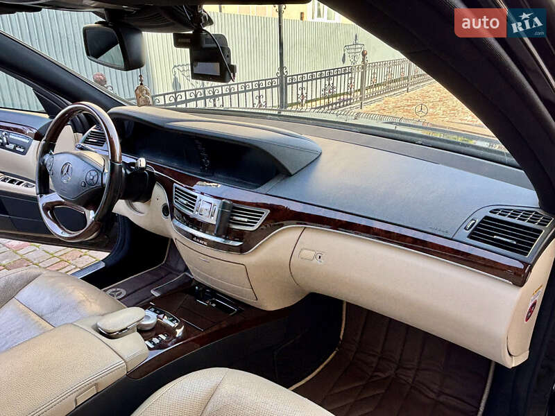 Седан Mercedes-Benz S-Class 2011 в Тернополе