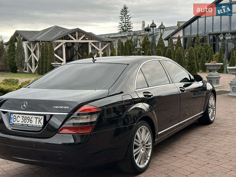 Седан Mercedes-Benz S-Class 2006 в Львове