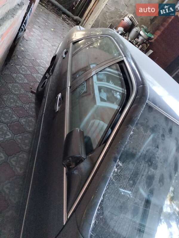 Седан Mercedes-Benz S-Class 1992 в Новом Роздоле