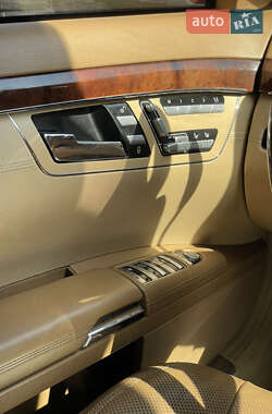 Седан Mercedes-Benz S-Class 2007 в 