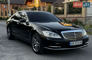 Седан Mercedes-Benz S-Class 2010 в Виннице