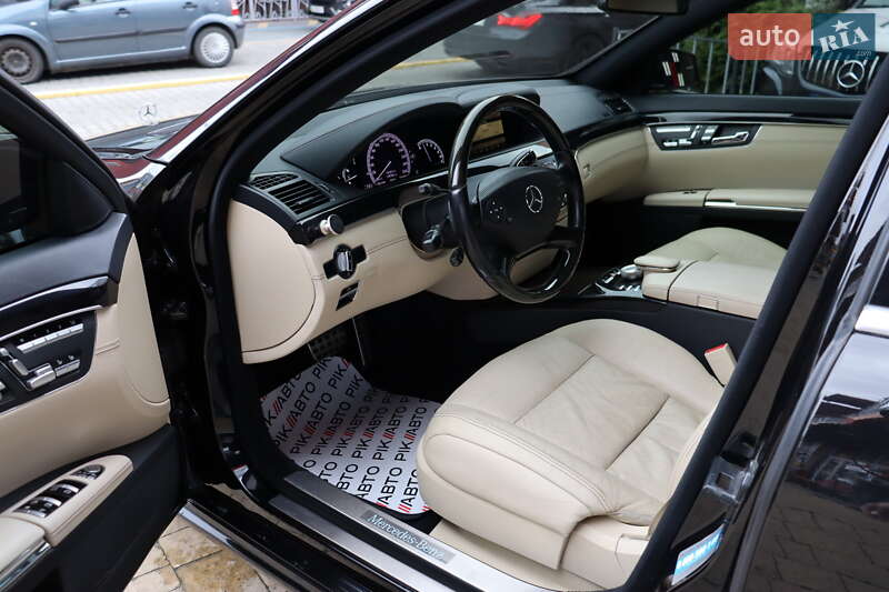 Седан Mercedes-Benz S-Class 2012 в Львові