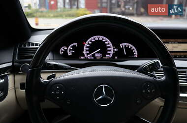 Седан Mercedes-Benz S-Class 2012 в 