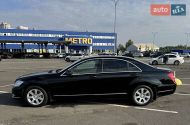 Седан Mercedes-Benz S-Class 2013 в 