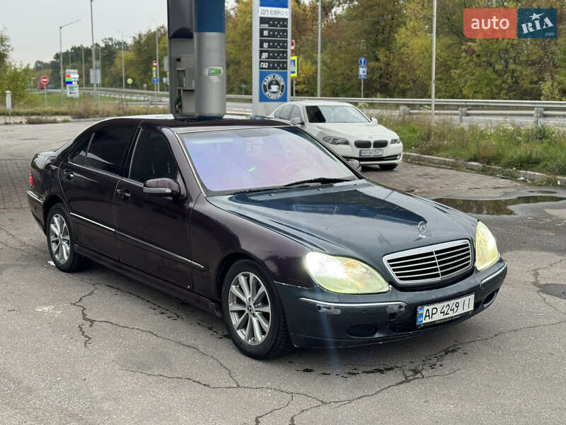 Mercedes-Benz S-Class 1999