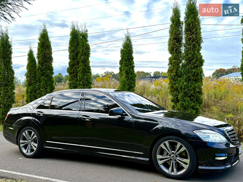 Седан Mercedes-Benz S-Class 2006 в Луцке