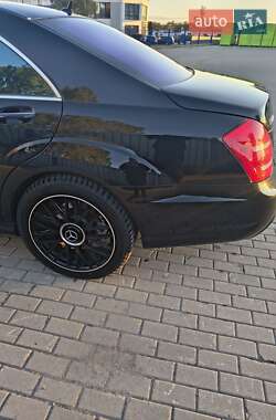 Седан Mercedes-Benz S-Class 2011 в 