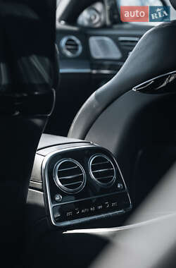 Седан Mercedes-Benz S-Class 2014 в 