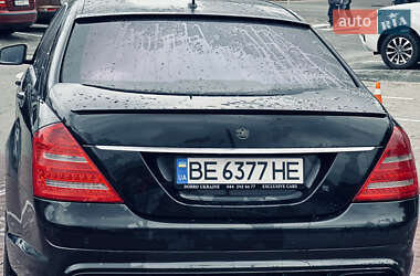 Седан Mercedes-Benz S-Class 2006 в 