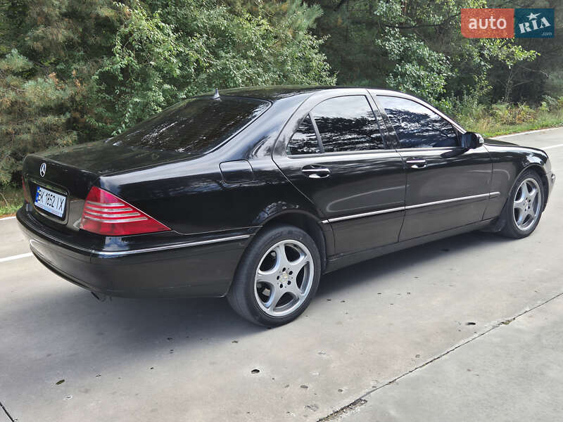 Седан Mercedes-Benz S-Class 2004 в Славуте