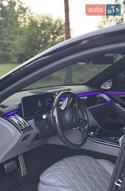 Седан Mercedes-Benz S-Class 2022 в 