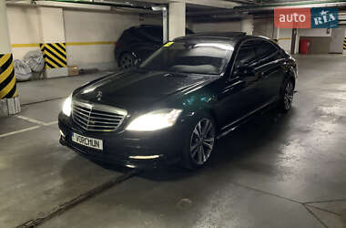 Седан Mercedes-Benz S-Class 2010 в Киеве