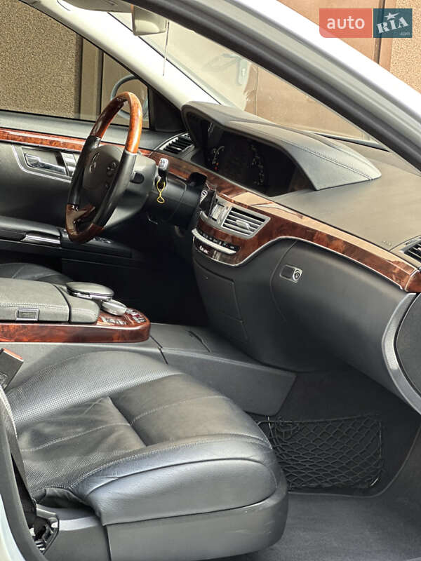 Седан Mercedes-Benz S-Class 2008 в Тернополі